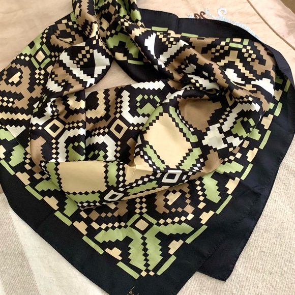 NWT Nicole Miller Geometric Silk Scarf - Picture 3 of 8